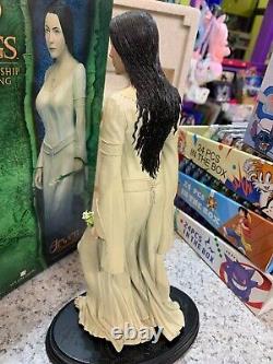 2002 Lord of The Rings Arwen Evenstar Sideshow Weta Statue withBox Hand damage