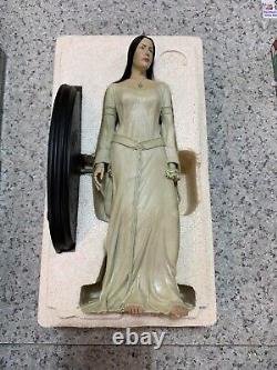 2002 Lord of The Rings Arwen Evenstar Sideshow Weta Statue withBox Hand damage