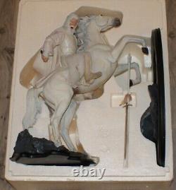 2004 Gandalf on Shadowfax Lord of the Rings Sideshow 564/8500 Statue with Box