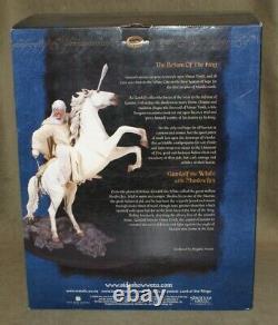 2004 Gandalf on Shadowfax Lord of the Rings Sideshow 564/8500 Statue with Box