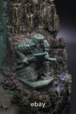 27cm The Lord of the Rings Lonely Mountain Castle Front Gate Resin Statue Model