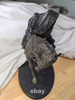 4156 Sideshow WETA LotR Lord of the Rings Ringwraith and Steed Polystone Statue