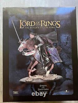 Aragorn at the Black Gates Lord of the Rings Polystone Statue Sideshow Weta IOB