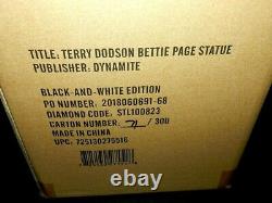 Bettie Page Retro Black And White Statue /300 Made New Sealed Taped Gem Dynamite