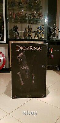 Dark Rider of Mordor Premium Format Sideshow! Lord of The Rings! Amazing piece