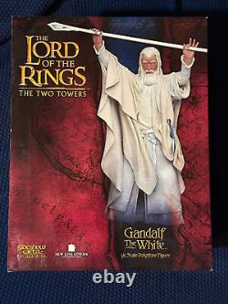 Exclusive Lord Of The Rings Gandalf The White Statue 584/3000 (Sideshow)