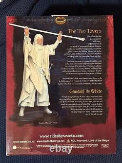 Exclusive Lord Of The Rings Gandalf The White Statue 584/3000 (Sideshow)