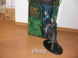 Finally Second Hand Sideshow Lord Of The Ring Aragorn Statue