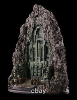 Front Gate to Erebor Mountain Environment Statue WETA Lord of the Rings Hobbit