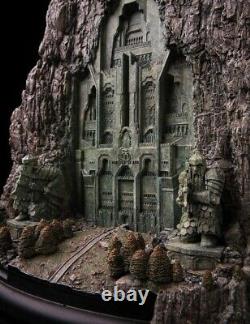 Front Gate to Erebor Mountain Environment Statue WETA Lord of the Rings Hobbit