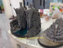 Gates of Argonath Gates of Gondor Statue Model The Lord of the Rings Display
