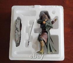 Iron Studios Lord of The Rings Aragorn 1/10 Art Scale Statue BOX A BIT ROUGH