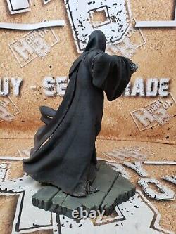 Iron Studios Lord of The Rings Attacking Nazgul BDS 1/10 Art Scale 9 Statue