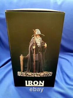 Iron Studios Lord of the Rings Gandalf Deluxe Art 1/10 Scale Statue Excellent