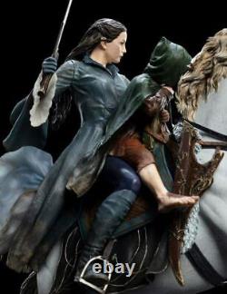 LORD OF THE RINGS Arwen & Frodo on Asfaloth 1/6 Statue Weta