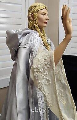 Lord Of The Rings 1/4 Galadriel Premium Format Figure Statue Sideshow 002/500