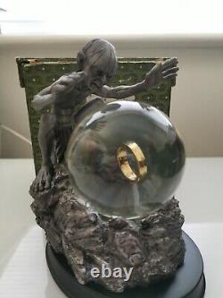Lord Of The Rings MY PRECIOUS Gollum Smeagol Globe Statue Noble Collection