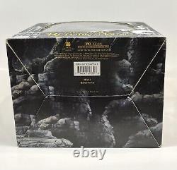 Lord Of The Rings Return Of The King 4 DVD Box Set Extended Edition with Statue