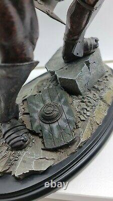 Lord Of The Rings URUK-HAI SWORDSMAN Polystone Statue by Sideshow Weta