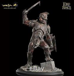 Lord of The Rings Statue Uruk-Hai Warrior 16th Scale