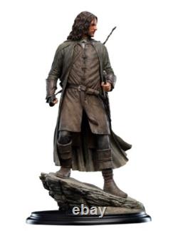 Lord of the Rings Aragorn Hunter of the Plains Classic Series 1/6 Statue by Weta