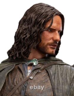 Lord of the Rings Aragorn Hunter of the Plains Classic Series 1/6 Statue by Weta