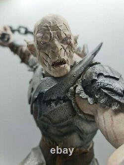 Lord of the Rings Azog Commander of Legions Polystone Statue Sideshow Weta