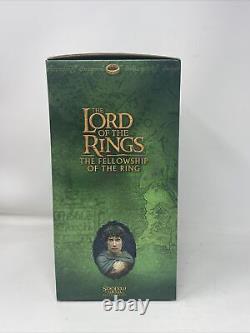 Lord of the Rings'Frodo Baggins' Sideshow Weta Statue 1/6 scale