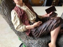 Lord of the Rings Frodo Baggins in Tree Mini Statue WETA No Box