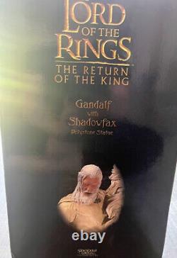 Lord of the Rings Gandalf with Shadowfax Polystone Statue Sideshow Weta IOB