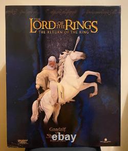 Lord of the Rings Gandalf with Shadowfax Sideshow Weta Polystone Statue