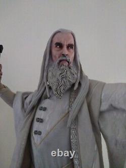 Lord of the rings Saruman Premium Format Sideshow statue. NIB Hobbit