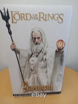 Lord of the rings Saruman Premium Format Sideshow statue. NIB Hobbit