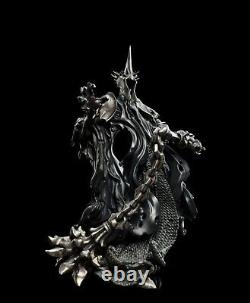Lord of the rings witch king of angmar holding black flail statue action figure