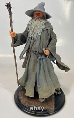 RARE Lord of The Rings Weta Workshop Gandalf The Grey Pilgrim 16 Scale Statue