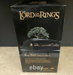 Rare Lord of The Rings Weta BAG END Collector's Edition Environment Statue