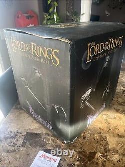 SIDESHOW LORD OF THE RINGS- RINGWRAITH LEGENDARY SCALE BUST #380/800 Statue