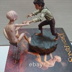 SIDESHOW The Lord of the Rings FRODO & GOLLUM The Crack of DOOM Statue with Box