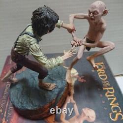 SIDESHOW The Lord of the Rings FRODO & GOLLUM The Crack of DOOM Statue with Box