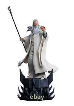 Saruman Lord of the Rings Statue