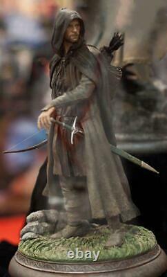 Sideshow Collectibles Lord Of The Rings Aragorn As Strider Statue New Rare F/S
