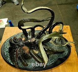 Sideshow Collectibles Lord of the Rings'Watcher in the Water' statue