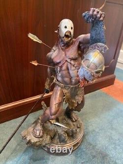 Sideshow Exclusive LORD OF THE RINGS URUK-HAI BERSERKER Premium Format Statue