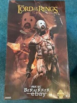 Sideshow Exclusive LORD OF THE RINGS URUK-HAI BERSERKER Premium Format Statue