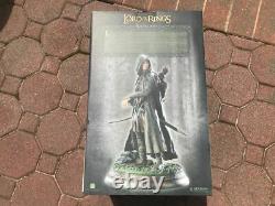 Sideshow Lord Of The Rings Aragorn As Strider Polystone Statue 2/1000 LOTR