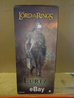 Sideshow The Lord of the Rings Lurtz Premium Format Figure Exclusive