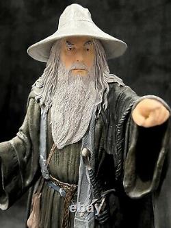 Sideshow Weta LOTR Lord Rings'Gandalf the Grey' statue! RARE NO BASE PEG! L@@K