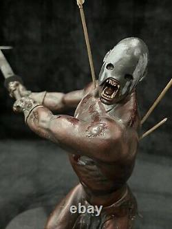 Sideshow Weta LOTR Lord Rings'Uruk Hai Berserker' statue! #0060/ 3000! L@@K