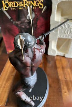 Sideshow Weta Lord of The Rings The Two Towers Uruk-Hai Berserker Statue Rohan