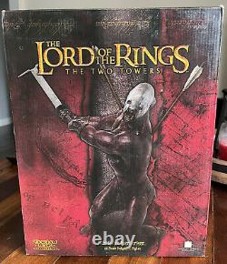 Sideshow Weta Lord of The Rings The Two Towers Uruk-Hai Berserker Statue Rohan